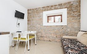 Rooms Pama